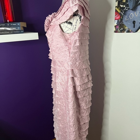 7 for $30 London Times Formal Dress - Picture 5 of 11